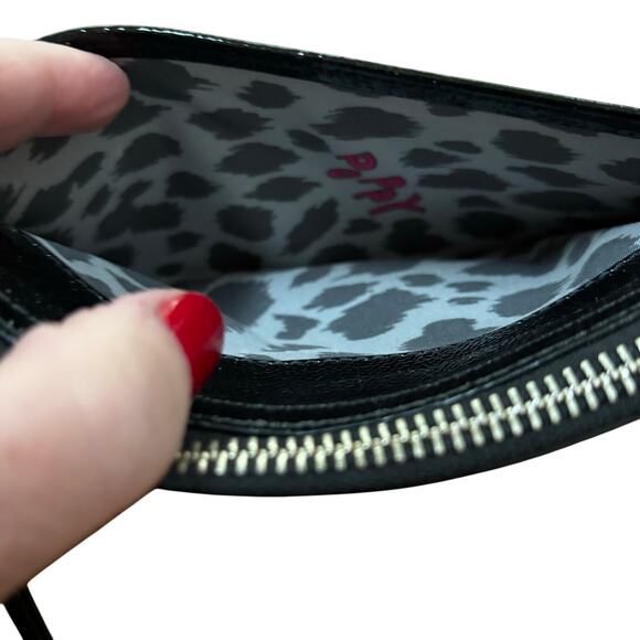 Coach Poppy Wristlet black pebbled & patent leather purse wallet clutch top zip - Picture 7 of 11